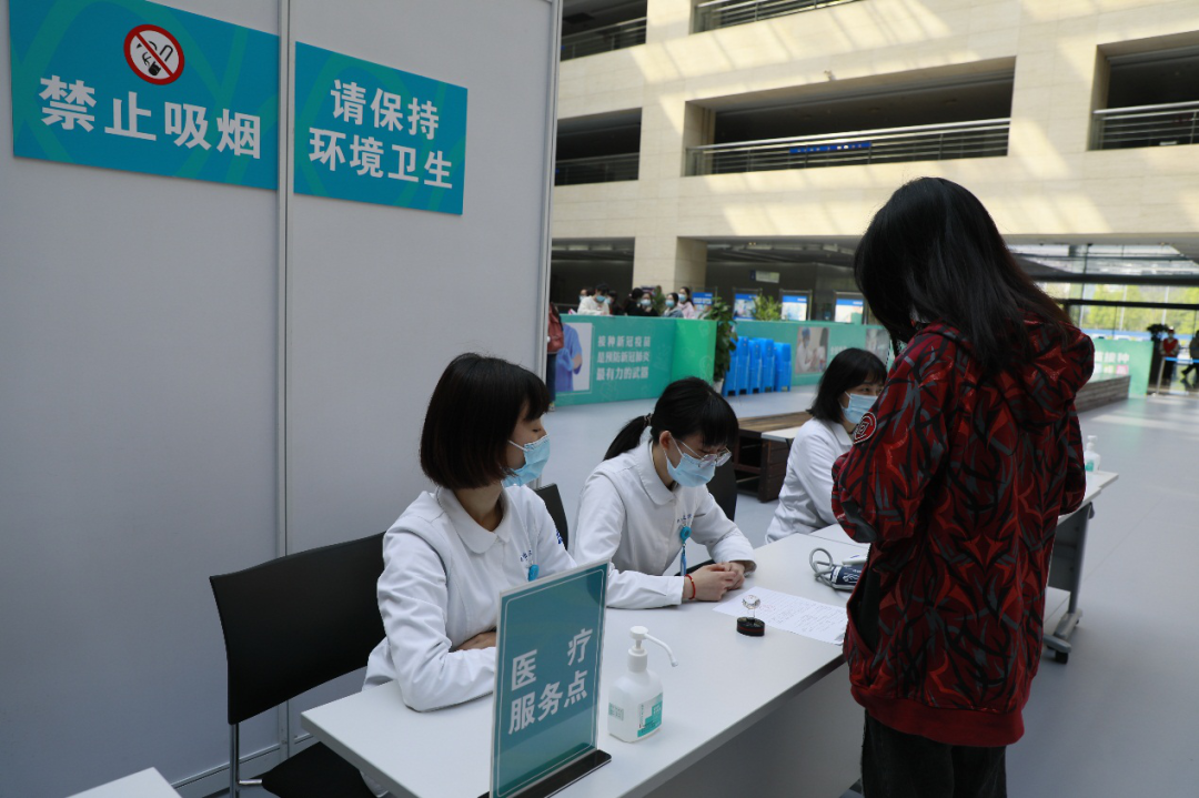 C8336